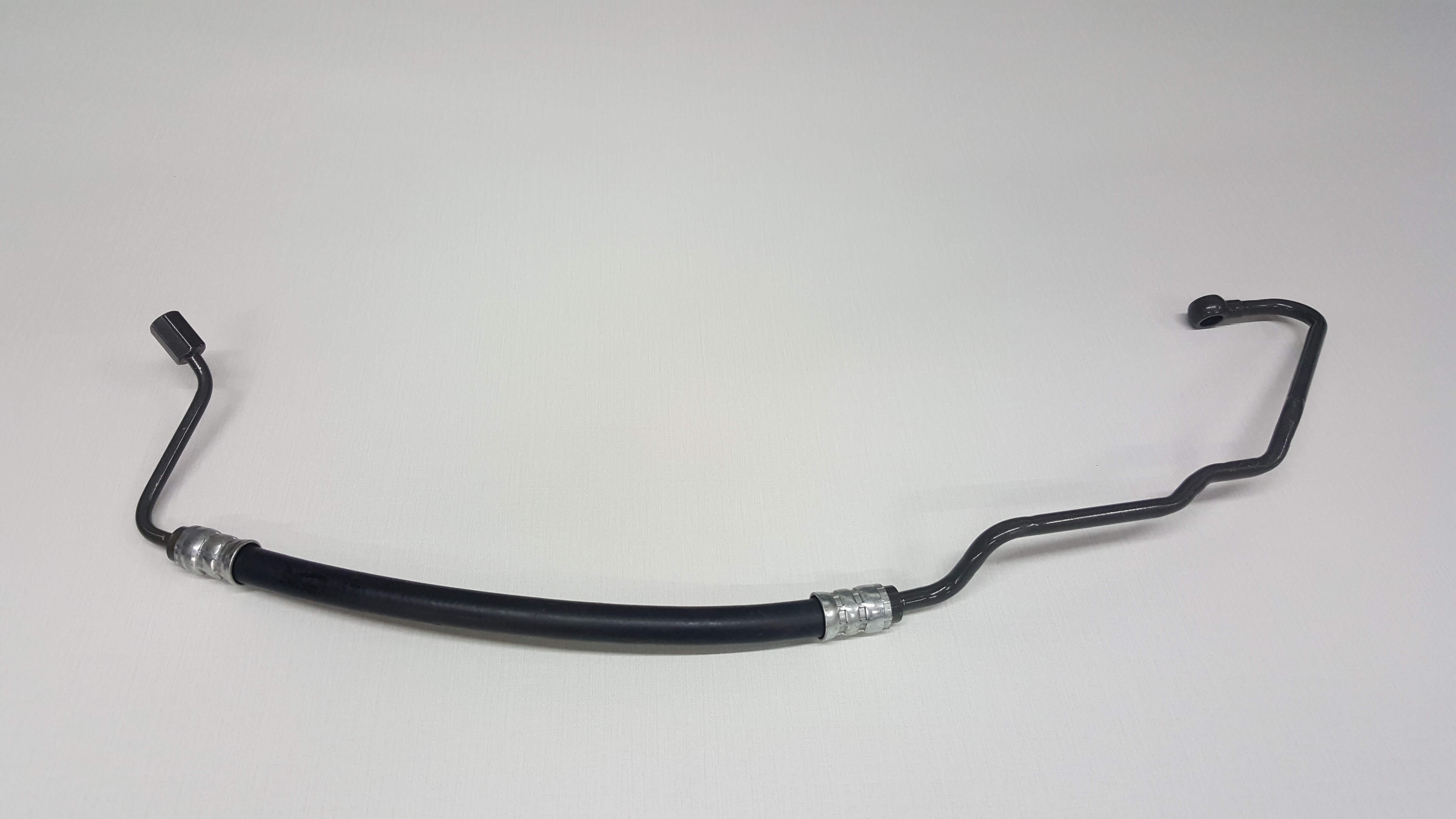 צינור הגה כח סובארו B4